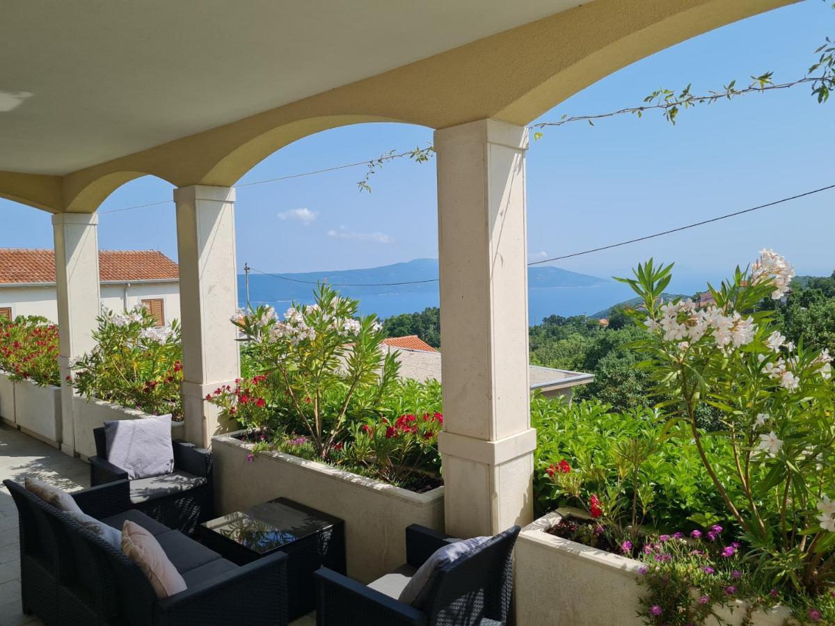 Apartman En Moscenicka Draga Exterior photo