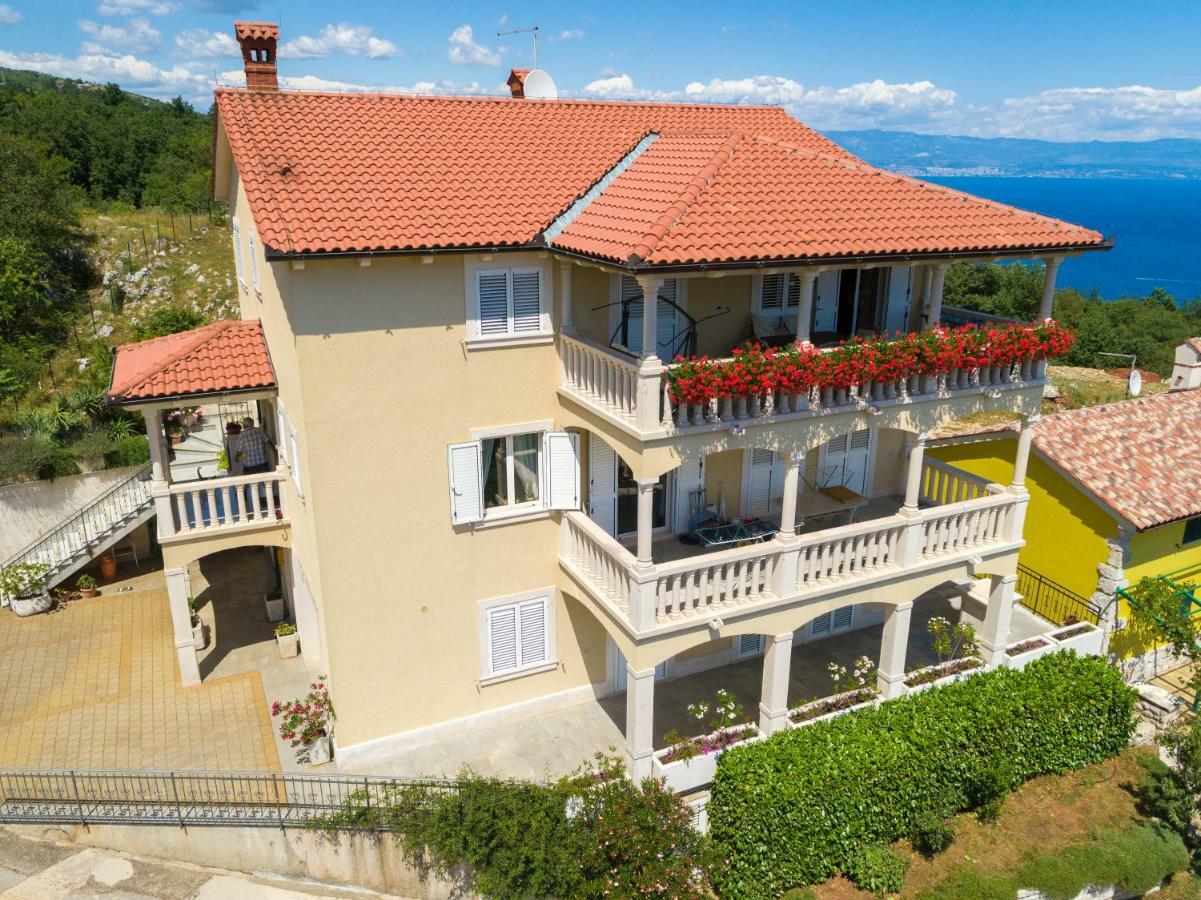 Apartman En Moscenicka Draga Exterior photo